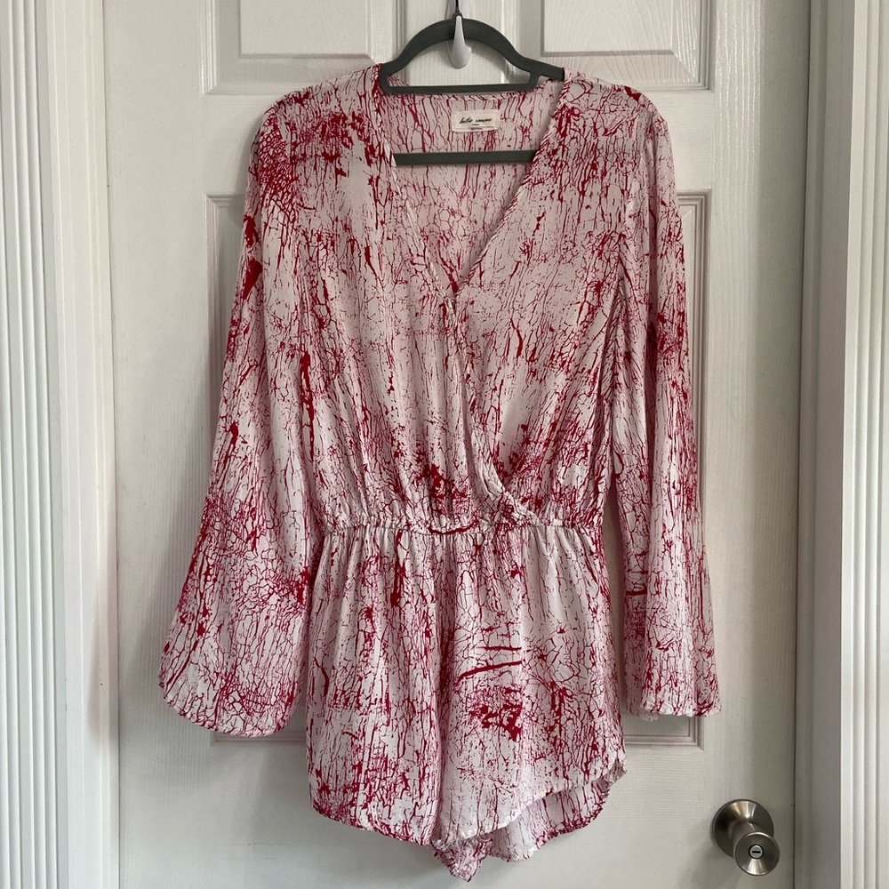 Betro Simone Shorts Romper Size XS Long Sleeve White Red